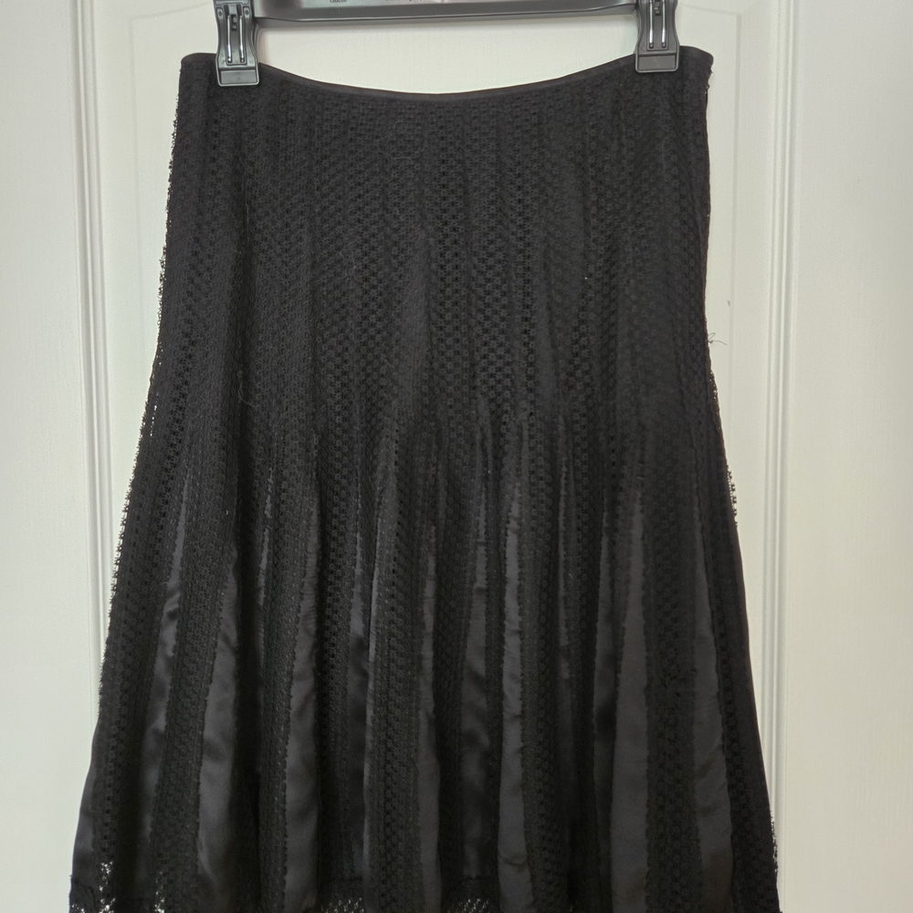 Chic Black Textured A-Line Skirt